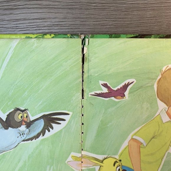 Golden Book Walt Disney Winnie-the-Pooh A Tight Squeeze 1971 A.A. Milne Vintage - Picture 7 of 9